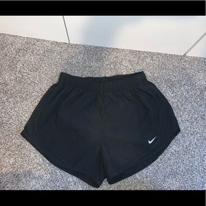 Black Nike Shorts Women’s
